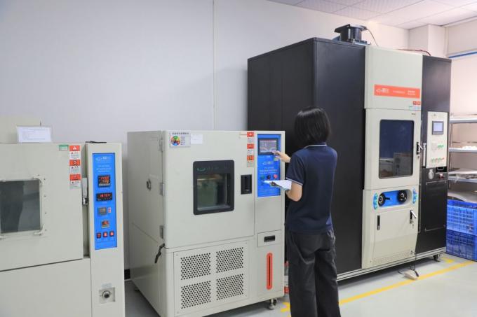 Professional Factory Customized 120º C XLPE Insulated Wire for Cars